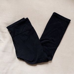 Lululemon | Size 6 | Cropped Leggings